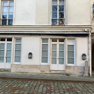 https://appartement-de-luxe-petit-varenne.fr-paris.fr